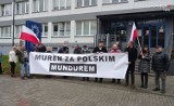 "Murem za polskim mundurem". Tyszanie udzielili wsparcia policjantom służącym na wschodniej granicy Polski