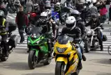 Największy śląski zlot motocyklistów - pielgrzymka do Częstochowy na Jasną Górę 2024. Tysiące motocyklistów w Alejach. Zdjęcia