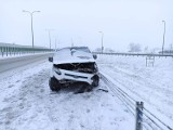 Kobieta w szpitalu! Wypadek na węźle Lisewo autostrady A1. Zdjęcia