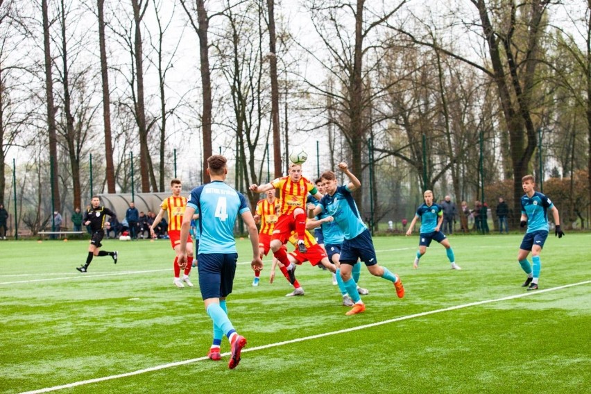 01.05.2021 krakow
u 18 hutnik krakow korona kielce
n/z...