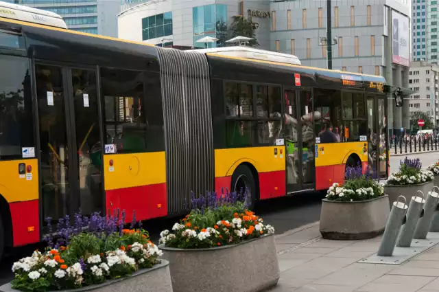 Nowa Redutowa. To będzie pierwsza taka zajezdnia autobusowa w kraju [WIDEO]