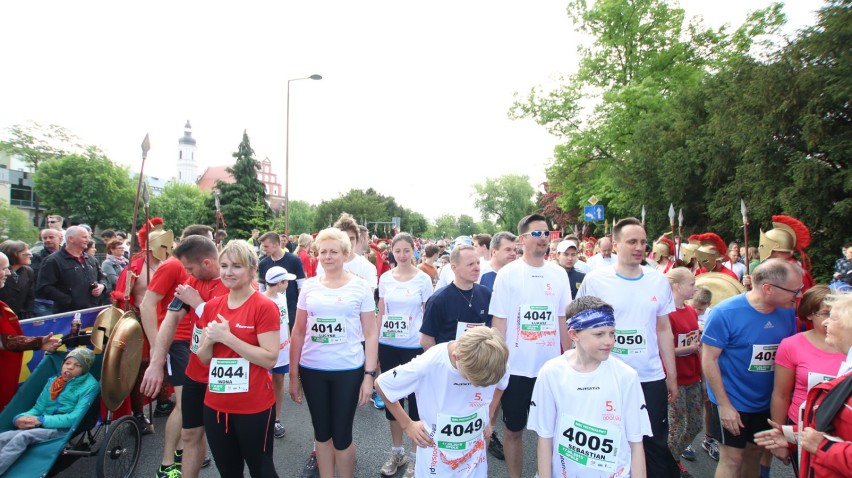 BMW Półmaraton Praski 2015. Jak powinny wyglądać ostatnie...