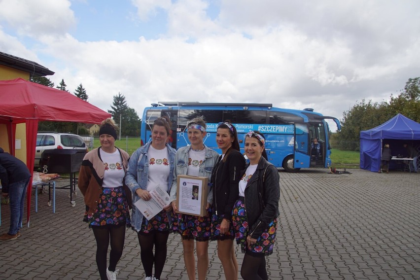 Szczepionkobus przyjechał do gminy Rogowo koło Rypina. Zobacz zdjęcia