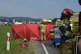 Śmiertelny wypadek na drodze krajowej w Gorlicach. Nie  żyje 73-letnia kobieta. Droga relacji Jasło - Nowy Sącz jest zablokowana