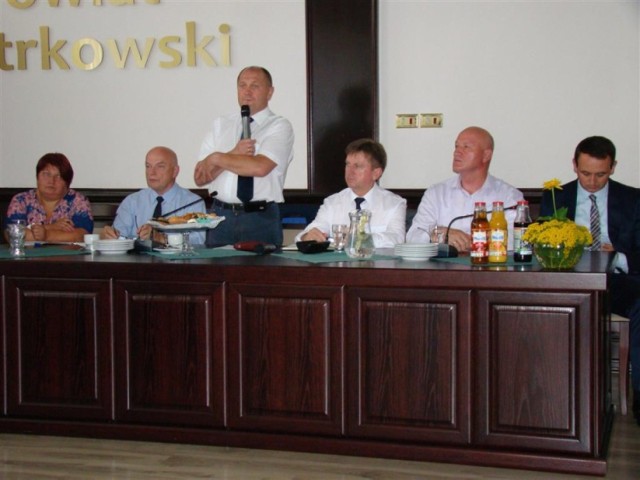 Rolnicy z powiatu piotrkowskiego spotkali się z ministrem Markiem Sawickim w lipcu ubiegłego roku w sprawie Ośrodków Doradztwa Rolniczego w całej Polsce