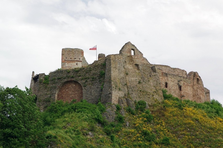 Nieopodal zamku w Niedzicy, po drugiej stronie Jeziora...