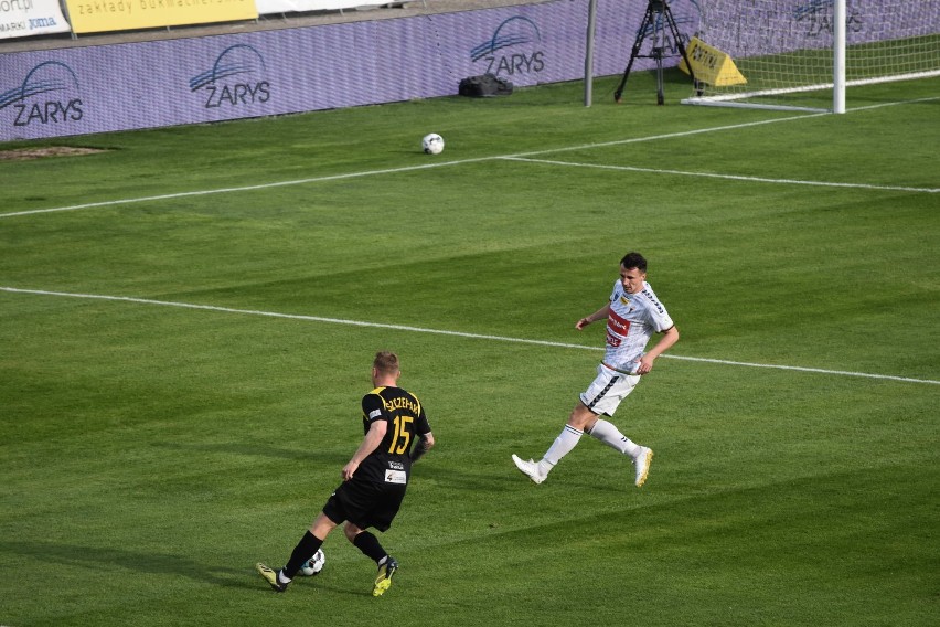 GKS Tychy odniósł w Jastrzębiu premierowe zwycięstwo.