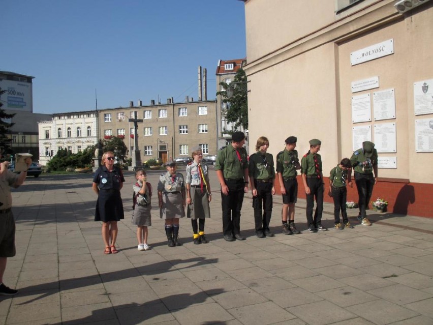 Ostrowianie pamiętają o bohaterach [FOTO]