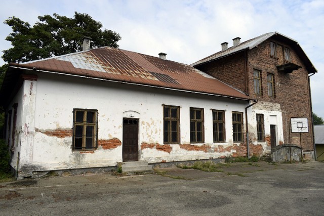 Milion na renowację starej szkoły w Binarowej jest już pewny.