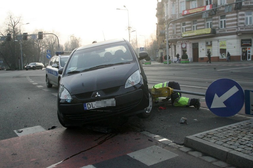 Wypadek na ulicy Libana w Legnicy [ZDJĘCIA]