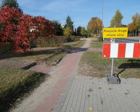 Ścieżki rowerowe w Poznaniu: Nowe ścieżki i chodniki przy ul. Strzeszyńskiej i Biskupińskiej