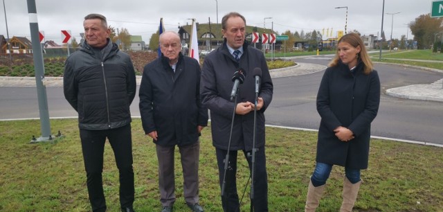 Po dwóch latach zakończył się remont drogi wojewódzkiej nr 214 w Starej Kiszewie. Mieszkańcy i kierowcy mogą odetchnąć z ulgą. Dzięki inwestycji jest przede wszystkim bezpieczniej.