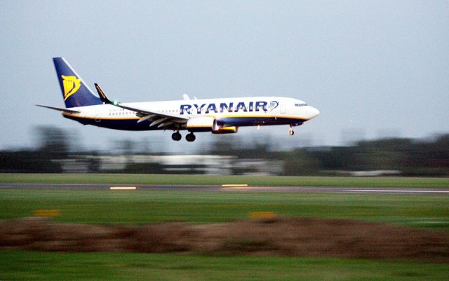 Ryanair poprosił łódzkie lotnisko o wytłumaczenie spóźnienia