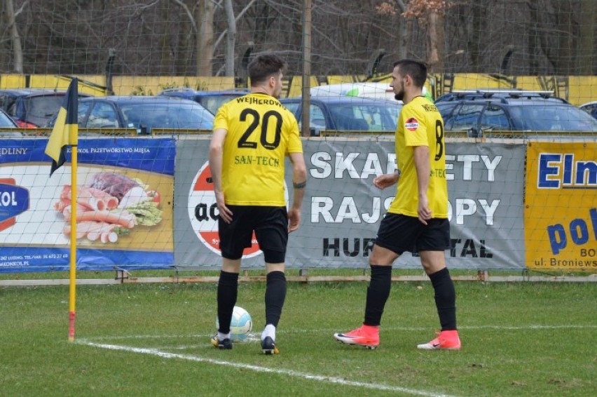 Gryf Wejherowo - Garbarnia Kraków 2:2. Przerwane pasmo zwycięstw żółto-czarnych [ZDJĘCIA]