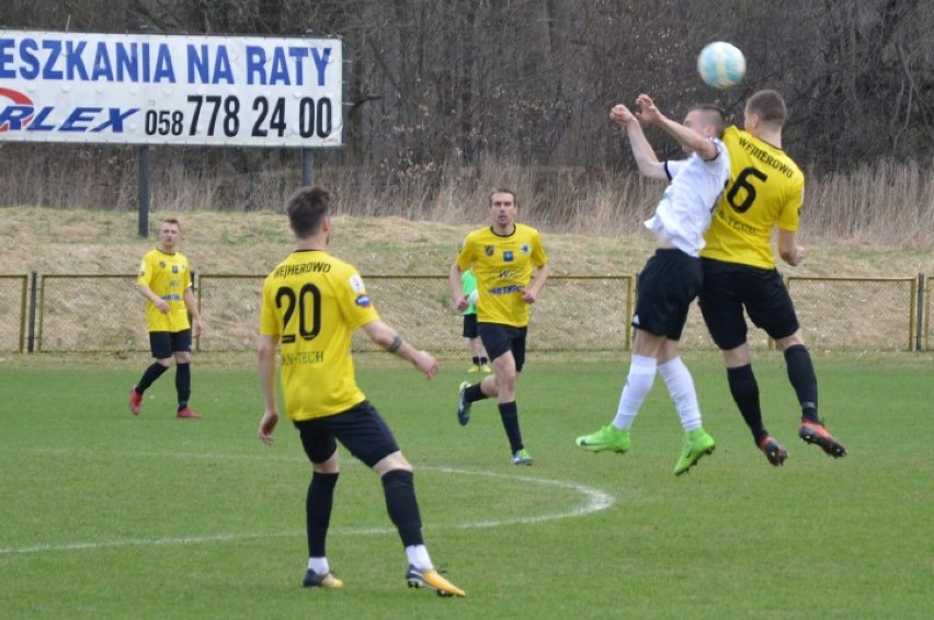 Gryf Wejherowo - Garbarnia Kraków 2:2. Przerwane pasmo zwycięstw żółto-czarnych [ZDJĘCIA]