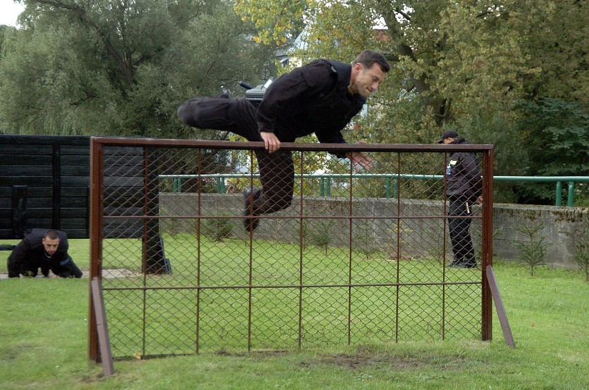 XVIII Turniej Par Patrolowych w Słupsku. Policjanci z Białegostoku najlepsi. Zdjęcia i Wideo