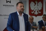 Burmistrz Wieruszowa i jego zastępczyni o słowach Wierzchowskiego: Kategorycznie się przeciwstawiamy 