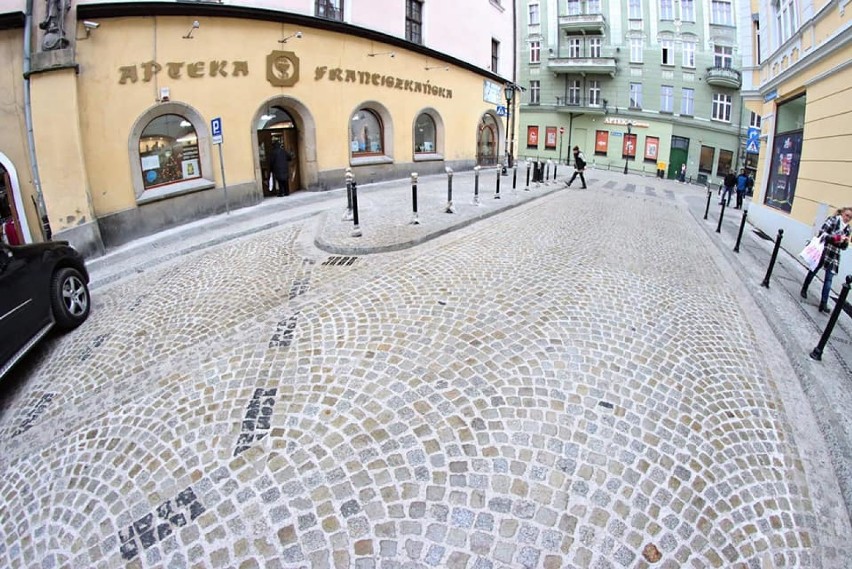 Świdnica: Franciszkańska prawie gotowa. Otwarcie dopiero w połowie.... (ZDJĘCIA)