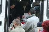 Bezdomny załatwiał się w autobusie. List od Czytelnika
