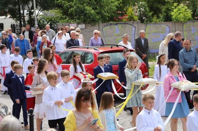 W czwartek ósmego czerwca procesja Bożego Ciała przeszła przez centrum Kielc