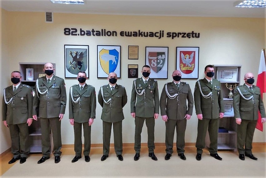 Święto 82 Oleśnickiego Batalionu Ewakuacji Sprzętu. Żołnierzom wręczono wyjątkową odznakę 
