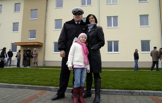 Radosław, Małgorzata i Wiktoria Sawiccy wprowadzili się do nowego bloku mieszkalnego przy ulicy Darłowskiej w Ustce