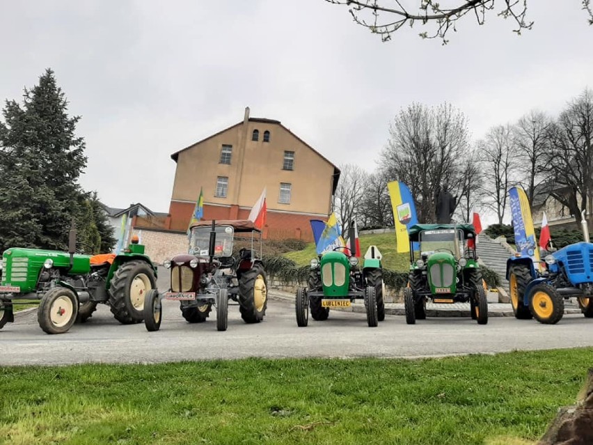 Traktorowy rajd na Górę św. Anny - "Traktorem na Annaberg"