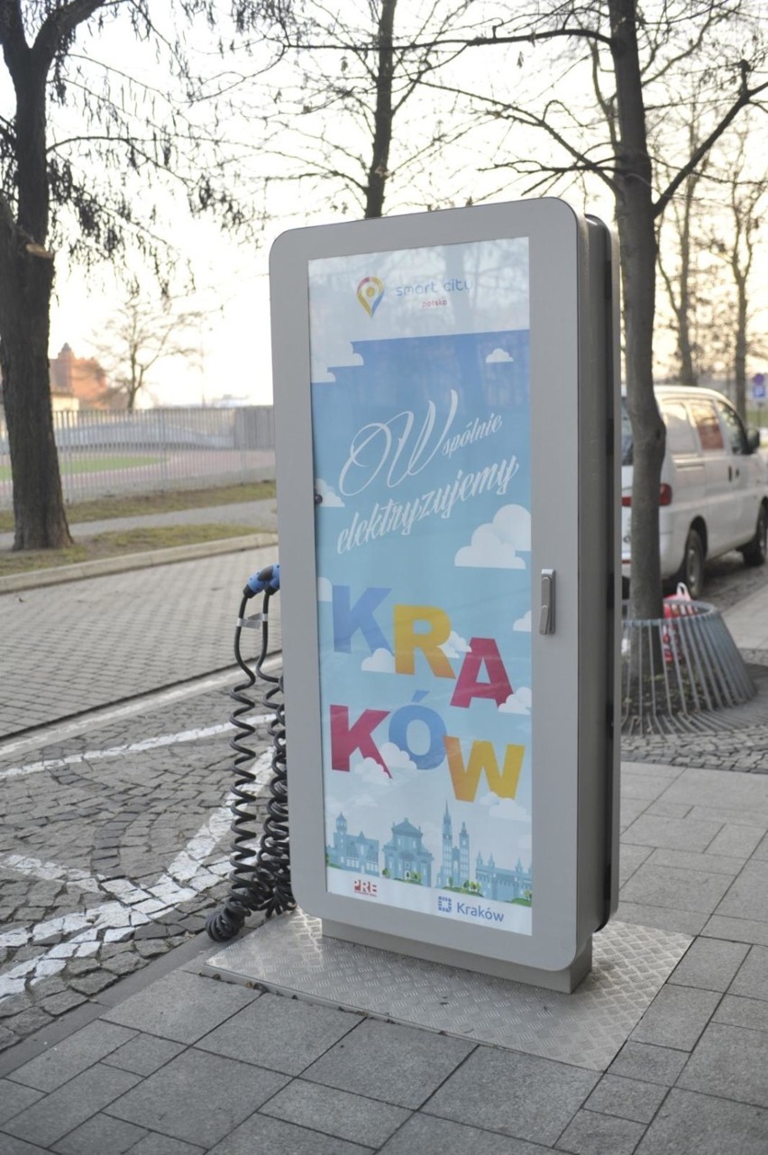 15.02.2019 krakow 
stacja ladowania prad pojazd elektryczny...