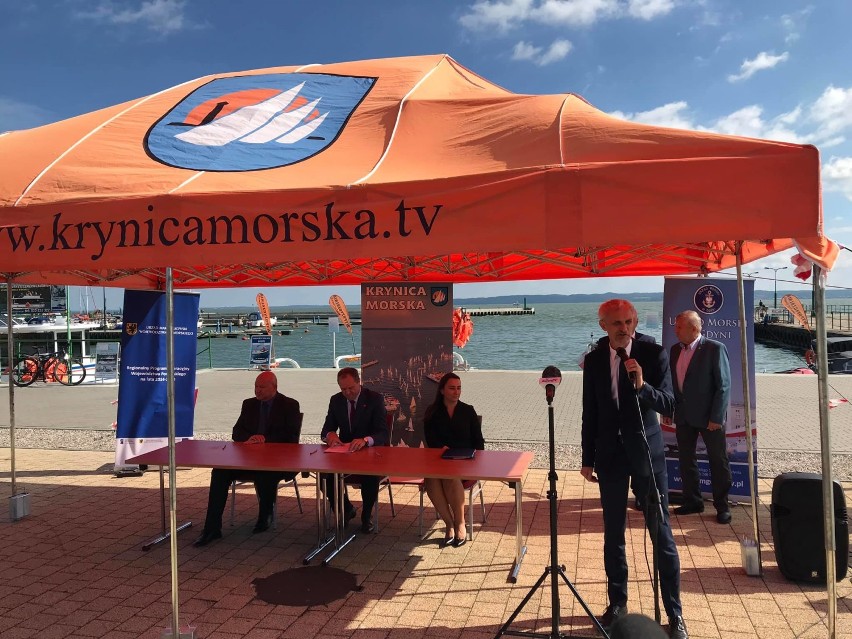 Kilkanaście milionów dla Urzędu Morskiego w Gdyni. Pieniądze zostaną przeznaczone na rozbudowę pirsu pasażerskiego w Krynicy Morskiej
