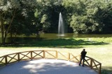 Wielkopolska na weekend: 15 nietypowych atrakcji w lasach i parkach blisko Poznania. Megality czy przejażdżka drezyną? Wybór jest spory