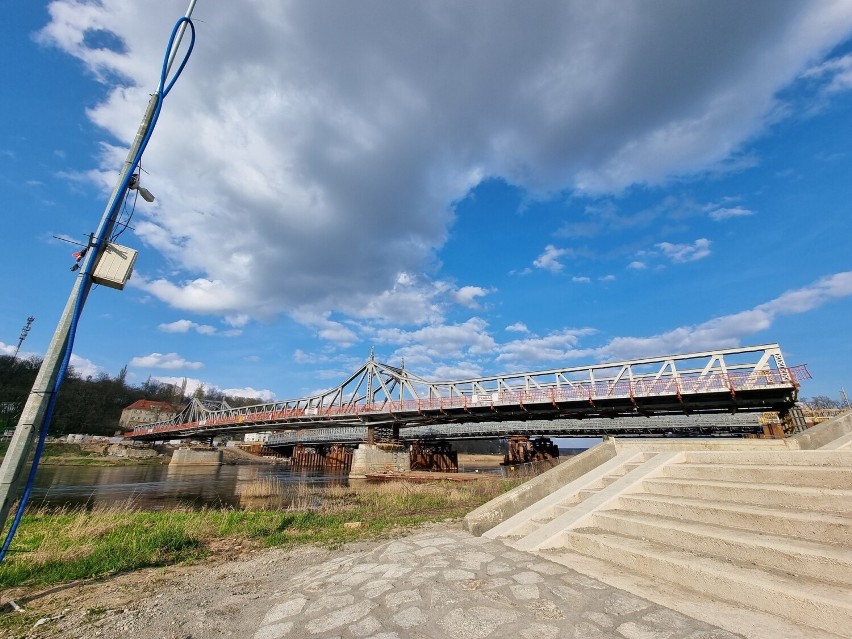 Tak wygląda zabytkowy most w Krośnie Odrzańskim po...
