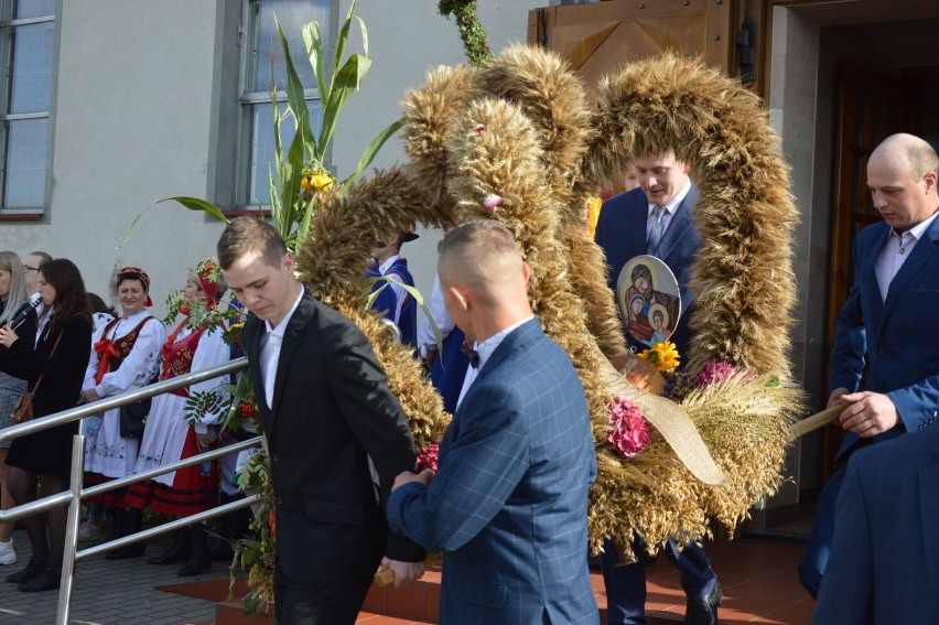 Wielkie święto plonów w Miechucinie - pełne występów, kabaretów, tańców i koncertów