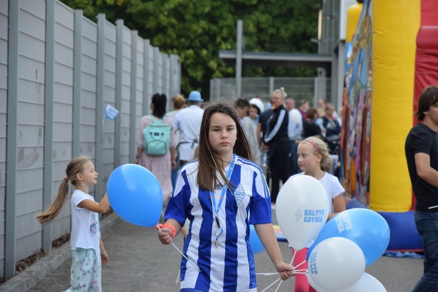 Piknik, mecz oldboyów i znane postacie na trybunach. Bałtyk Gdynia obchodził swoje 90-lecie