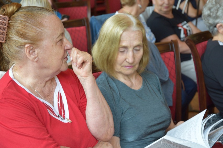 Teresa Lipowska czyli babcia Basia z "M jak Miłość" w Żarach [ZDJĘCIA,WIDEO]