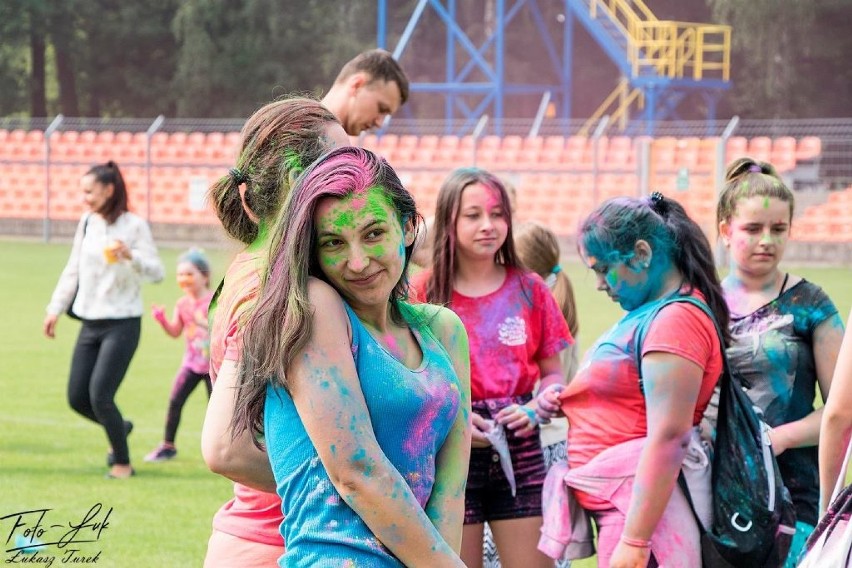 Holi Festival Poland - ogólnopolska impreza z kolorowymi...