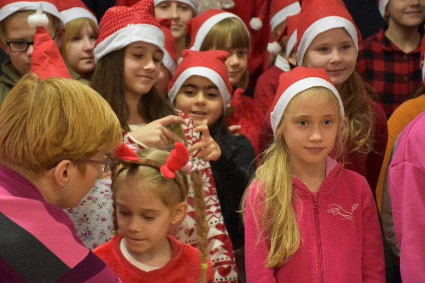 Obdarowywano nie tylko dzieci pochodzenia ukraińskiego, ale...