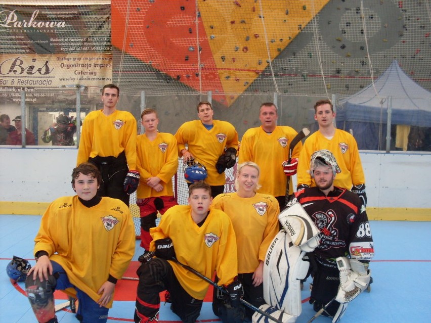 Turniej hokeja na rolkach w Malborku. Rywalizowało siedem zespołów. Szczecinianie najlepsi