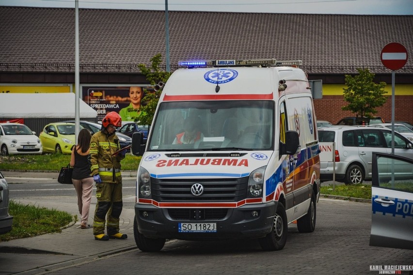 Do zdarzenia doszło na parkingu przy pasażu handlowym