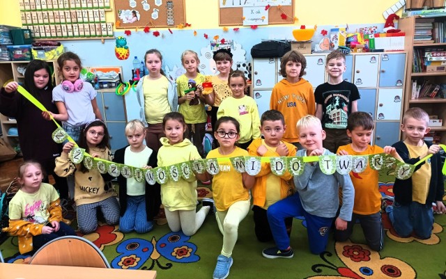 Światowy Dzień Życzliwości w Szkole Podstawowej nr 1 w Łęczycy. Zobacz --> ZDJĘCIA
