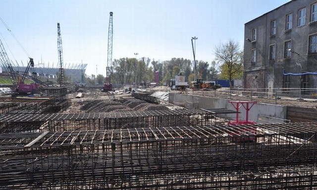 Prace przy budowie metra najbardziej zaawansowane są przy stacji Stadion