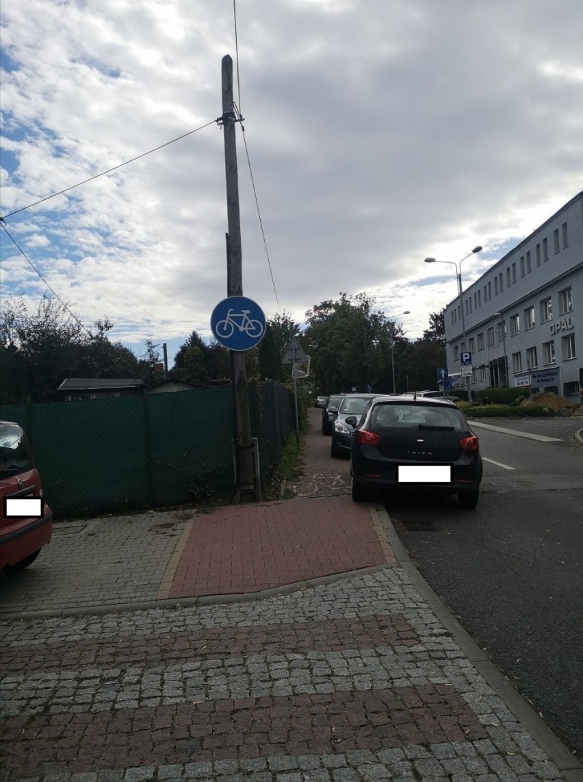 "Mistrzów" parkowania w Katowicach nie brakuje.