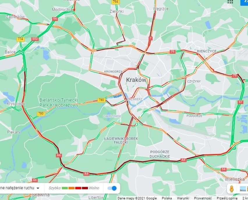 Kraków. Wielkie korki w całym mieście, kilkunastokilometrowy zator na obwodnicy Krakowa [ZDJĘCIA]