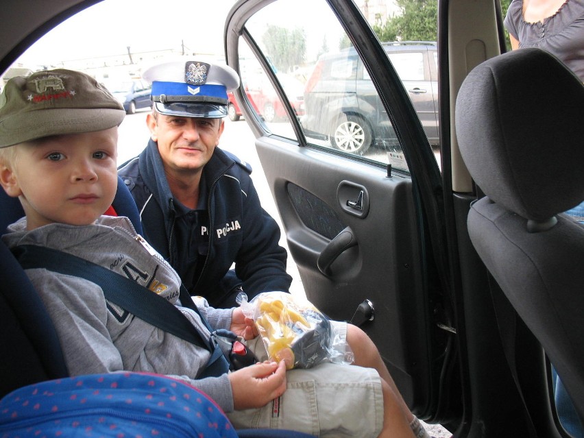 Policjanci z opolskiej drogówki kontrolowali jak przewożone są dzieci