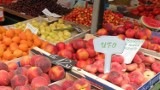 Międzynarodowy Dzień Ufo: Na poznańskich targowiskach można kupić kosmiczne brzoskwinie