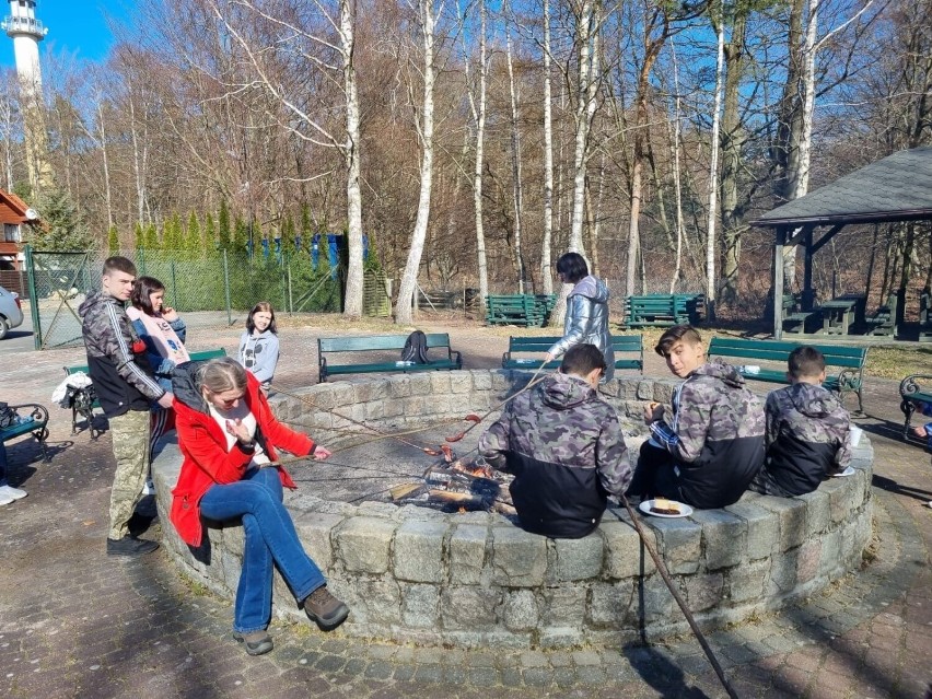 "Spacer z Leśnikiem" dla ukraińskich dzieci z domu dziecka