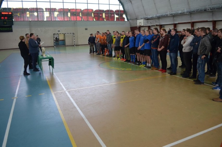 OSP Ciężków zwycięzcą strażackiego turnieju w Poddębicach