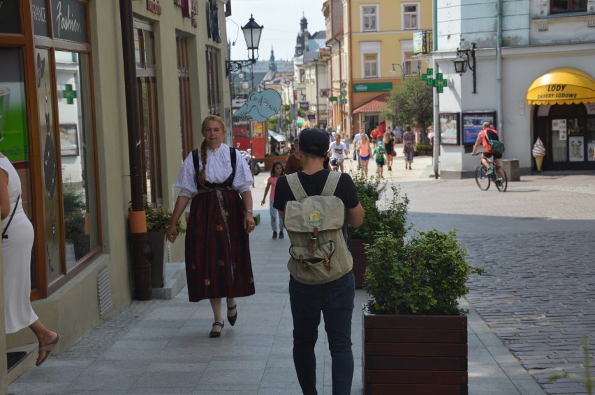 Wybory parlamentarne 2019. Tarnów. Kandydaci PiS na jesienne wybory przedstawili się mieszkańcom [ZDJĘCIA]