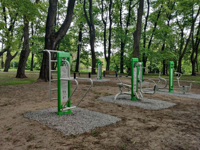Nowa siłownia pod chmurką w Parku Chopina w Szczecinie