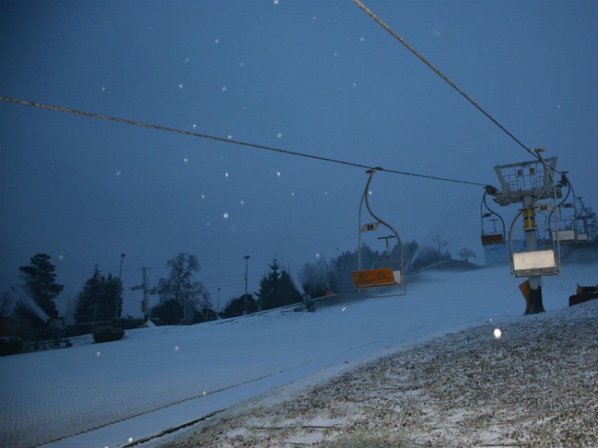 Rozpoczęło się naśnieżanie stoku Malta Ski