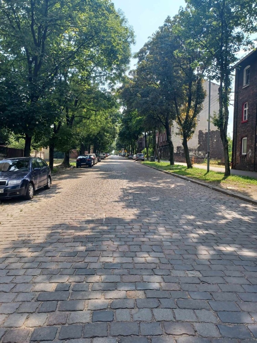 Tak wygląda ulica Siemianowicka w Chorzowie. Według planów...